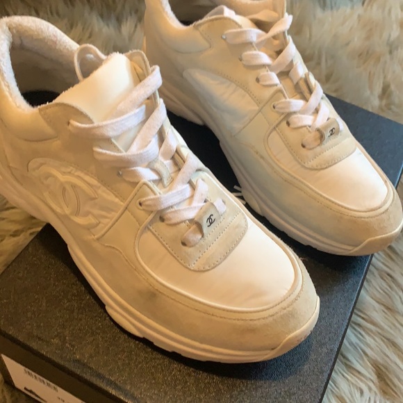 White Chanel low trainers - Picture 4 of 7